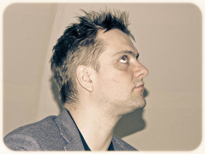 20111026-DSCF2488-exr200